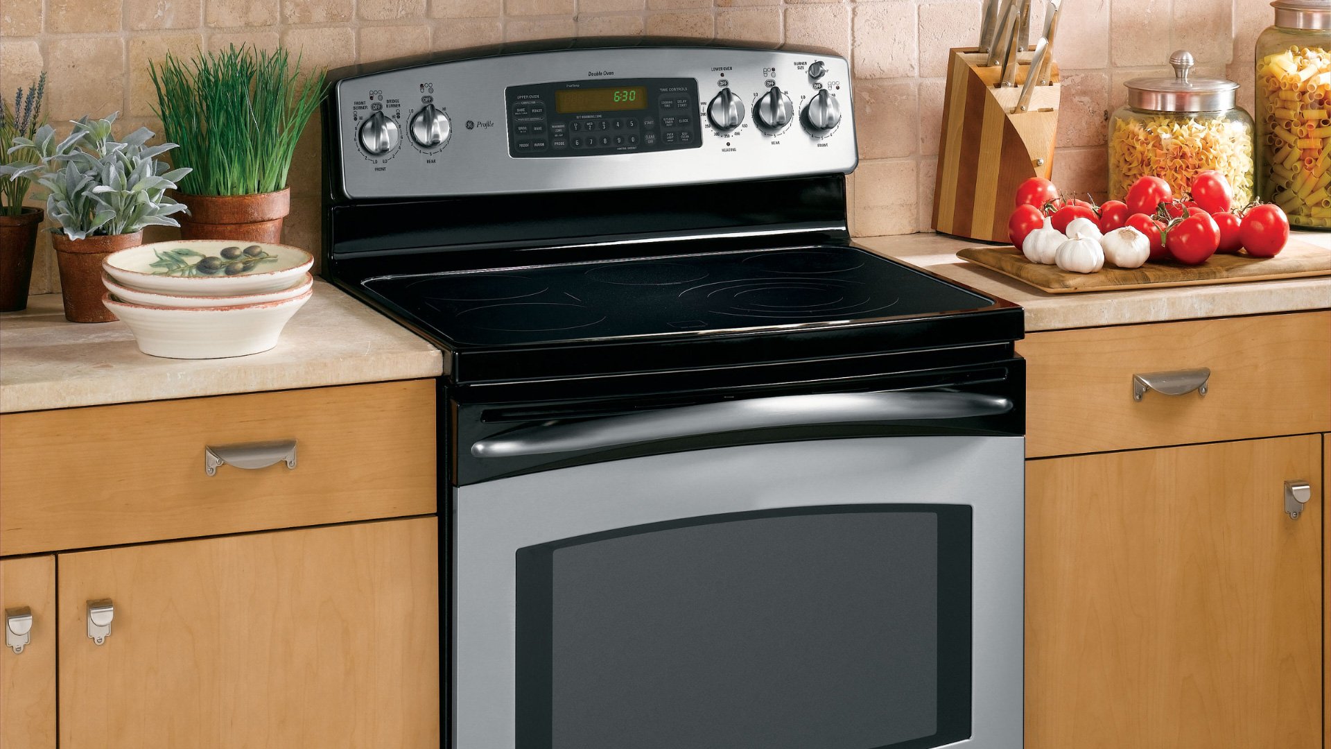 GE Double Oven Range Repair Service | GE Monogram Repair Expert